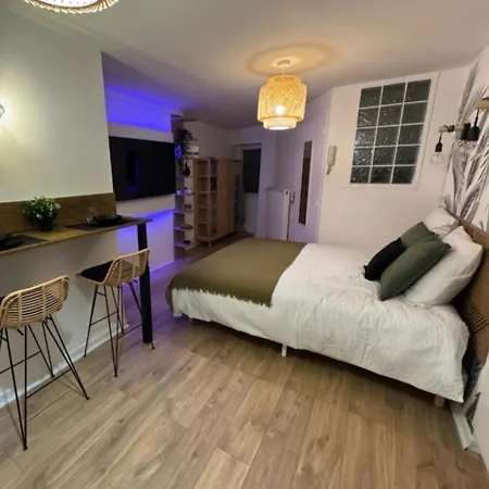 Apartamento Le Nid Douillet- Chic Au Coeur *
